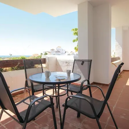 Two-bedroom In Benahavis Appartement Estepona